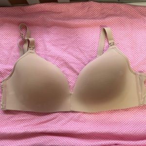 Nursing bra